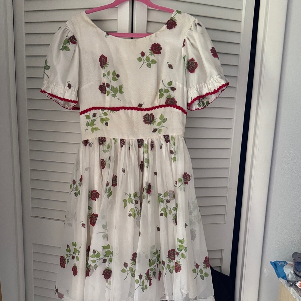 Elegant Floral Midi Dress with Red and Green Accents